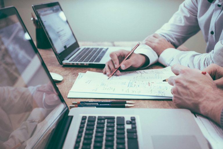 Voice-Activated Legal Tools: Enhancing Efficiency for Lawyers